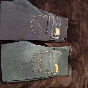 2 pairs of Levi's